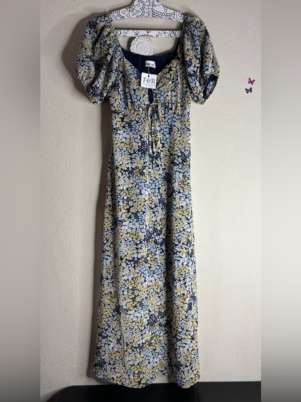 &merci Floral Midi Dress in Navy, Yellow, White